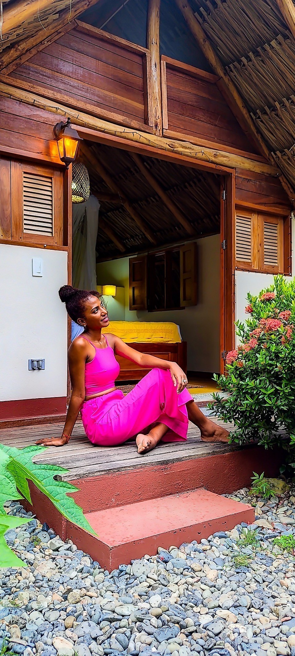 Meta title:  Cabañas Tucán Capurganá | Alojamiento ecológico en el Chocó  Meta description:  Cabañas ecológicas en Capurganá, Chocó. Naturaleza, tranquilidad y turismo comunitario. Reserva directa por WhatsApp. #travelphotography#puebleandoencolombia#pueblosdecolombia#caribbeansea#PacificoColombiano##CapurganaDestinoIdeal#turismoecologico#tturismocolombia#viajacolombia#vivecolombia#visitcolombia